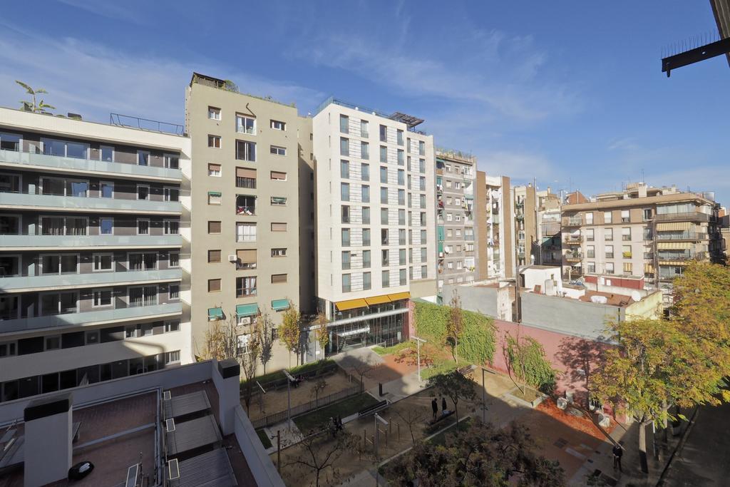 Sunny Apartments Барселона Екстер'єр фото
